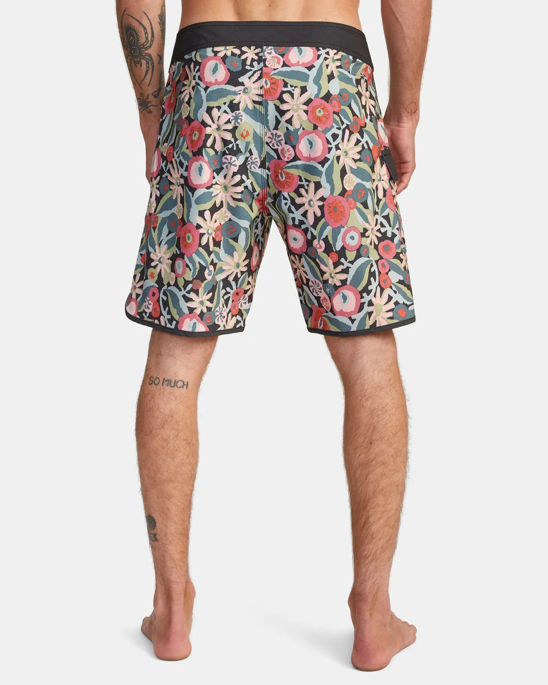 Eastern 18" Boardshorts - Black Multi