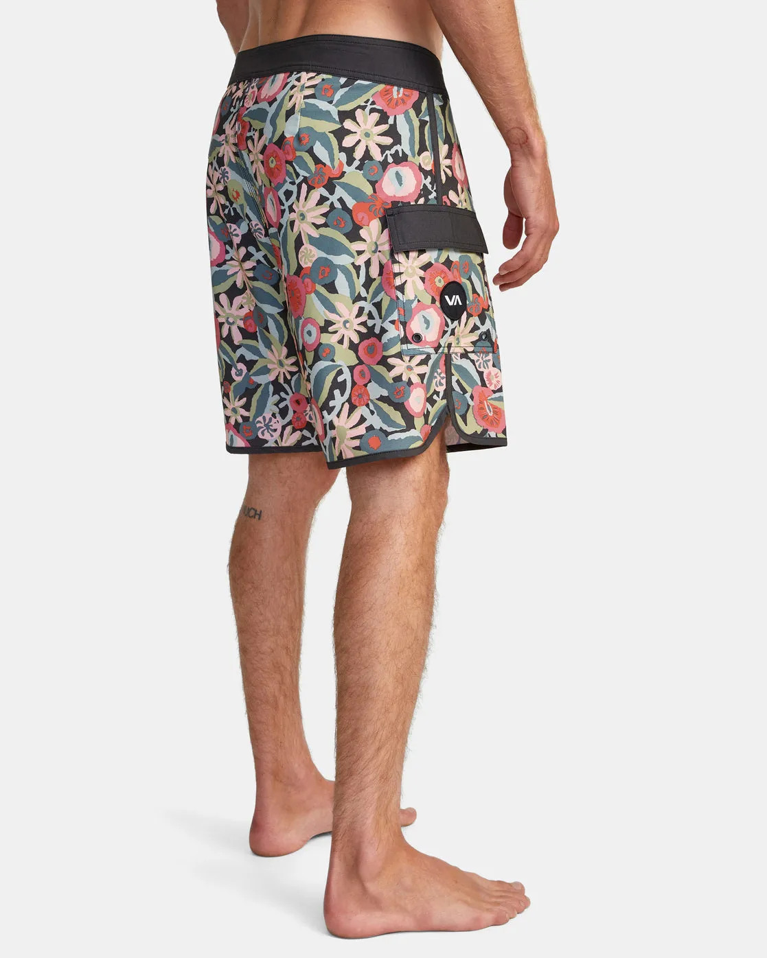 Eastern 18" Boardshorts - Black Multi