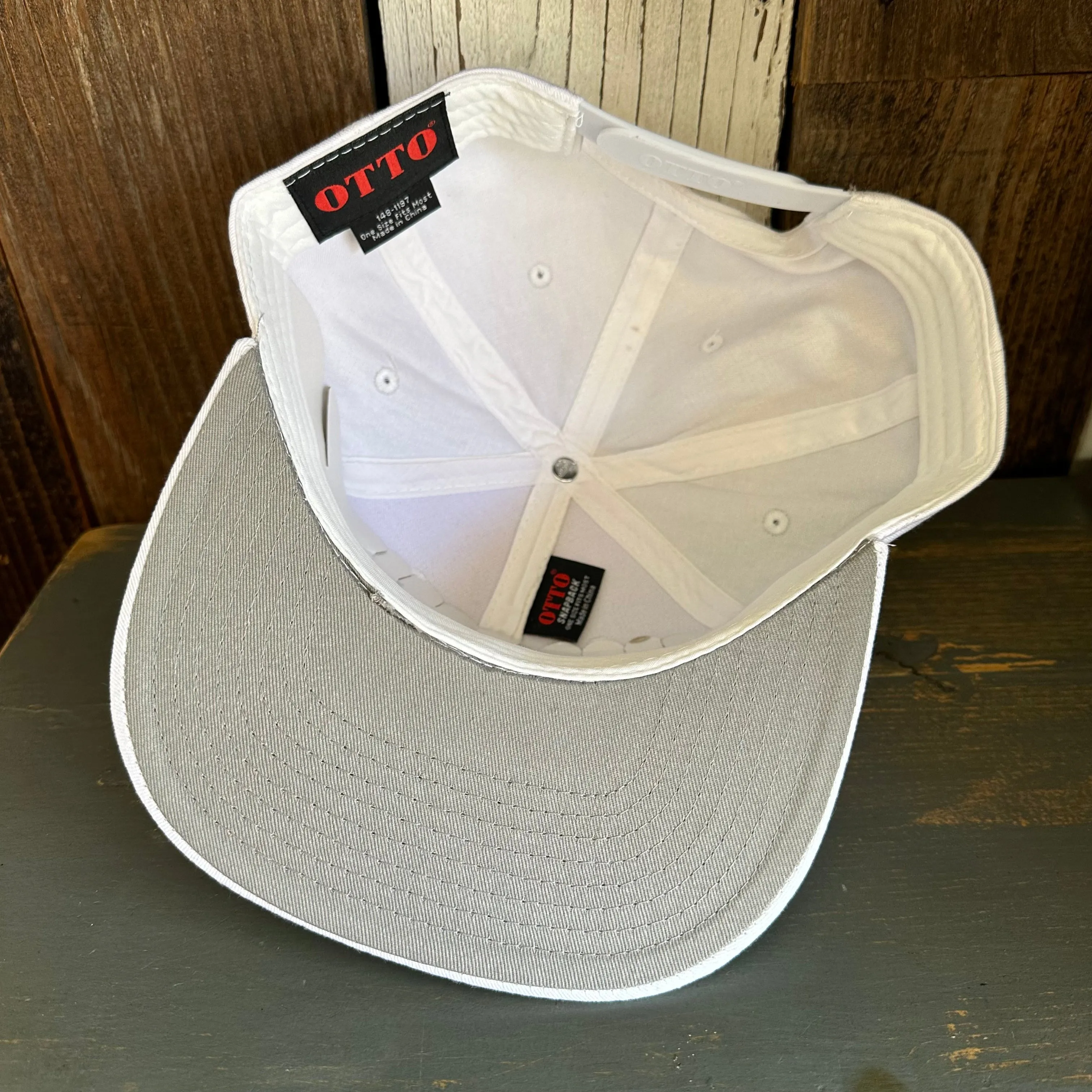 Hermosa Beach SURF HERMOSA :: OPEN DAILY 6 Panel Mid Profile Snapback Hat - White